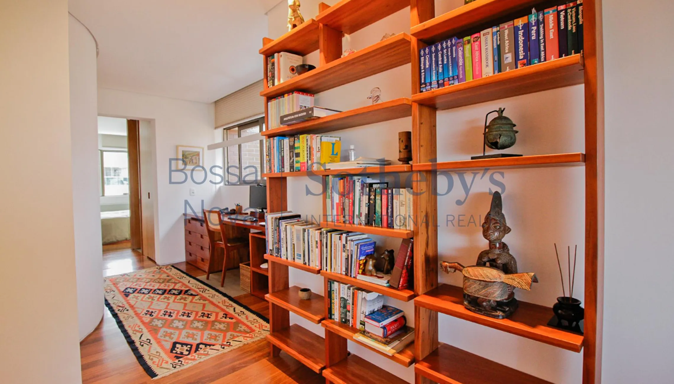 Apartamento em prédio projetado por Sidônio Porto - Vila Madalena, São ...