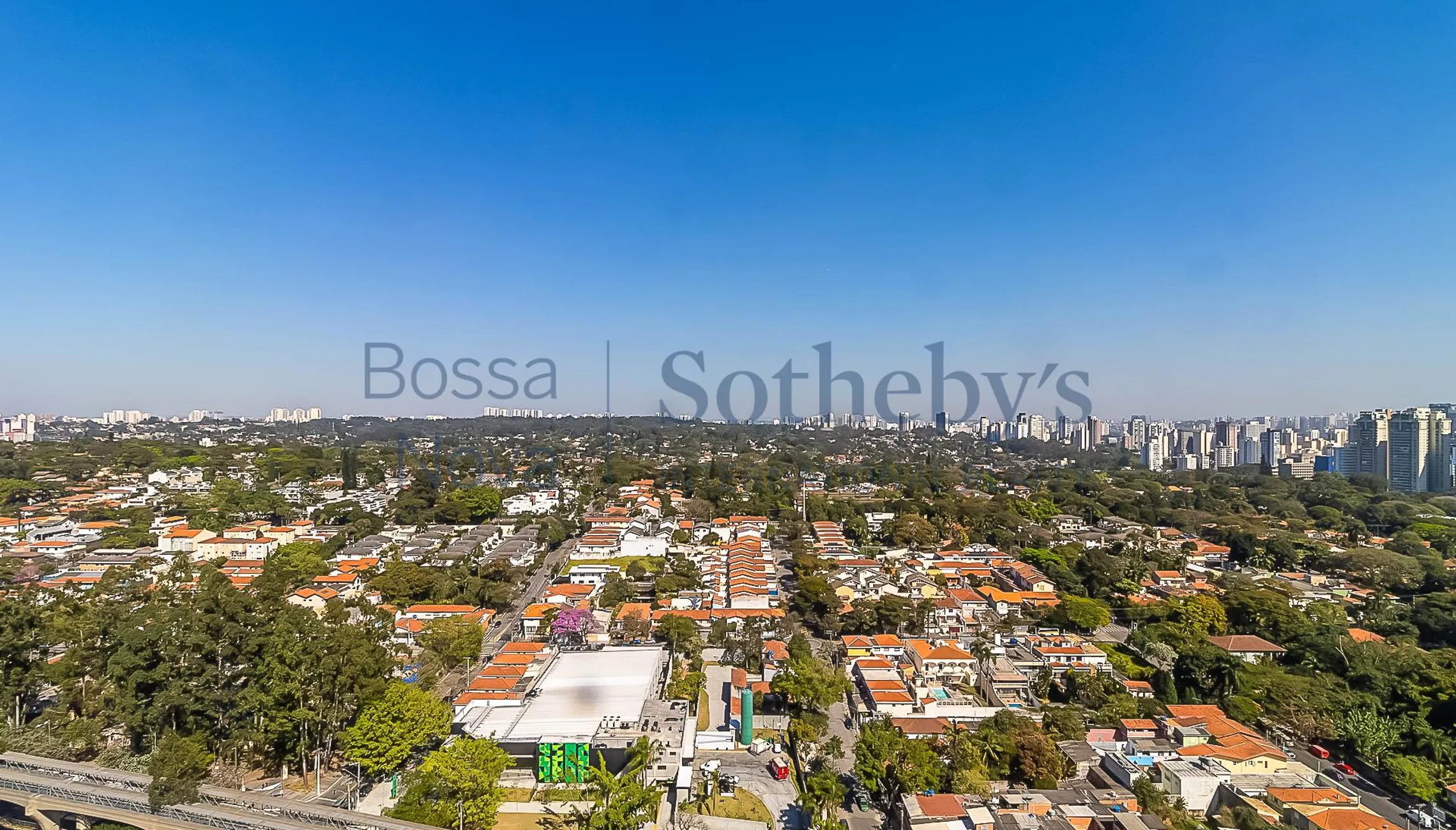 Cobertura com vista ampla e desobstruída no Campo Belo Parque